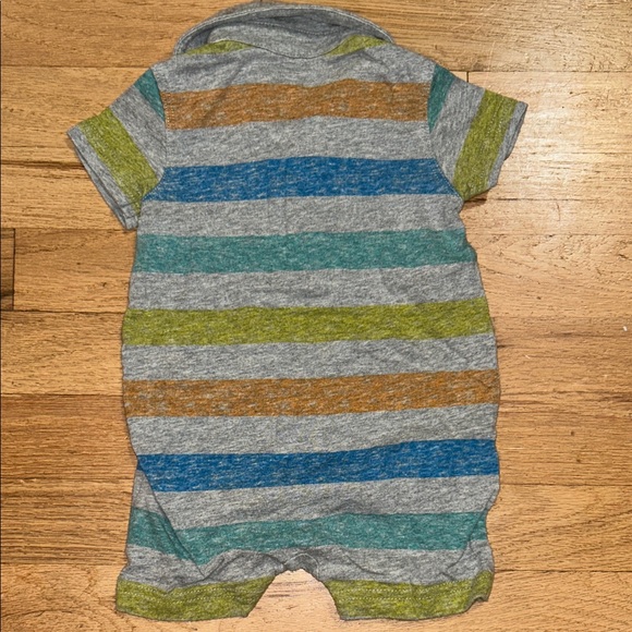 GAP Gray Baby Rompers - Picture 3 of 5